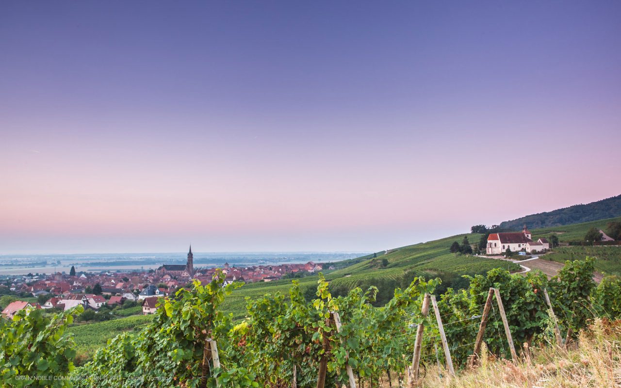 Dambach la Ville au crépuscule